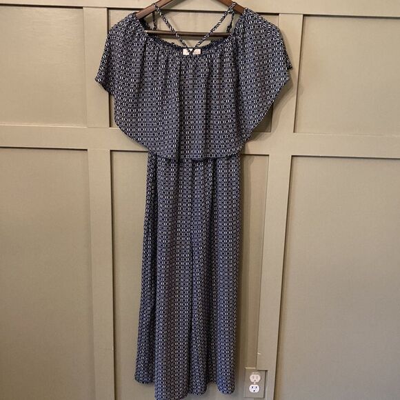 EVERLY Off Shoulder Ruffle Wide Leg Cropped Jumpsuit Size Small - Picture 5 of 11